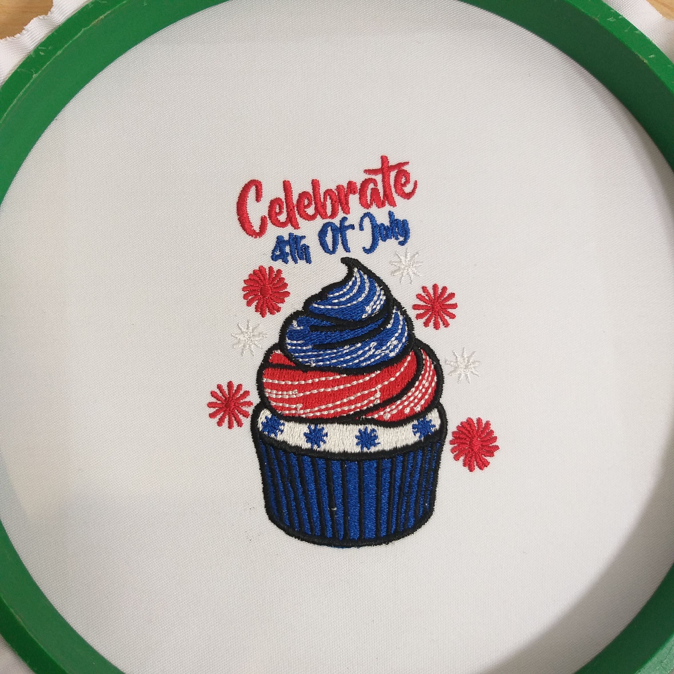 4th of July Cupcake Celebrate - Embroidery Design