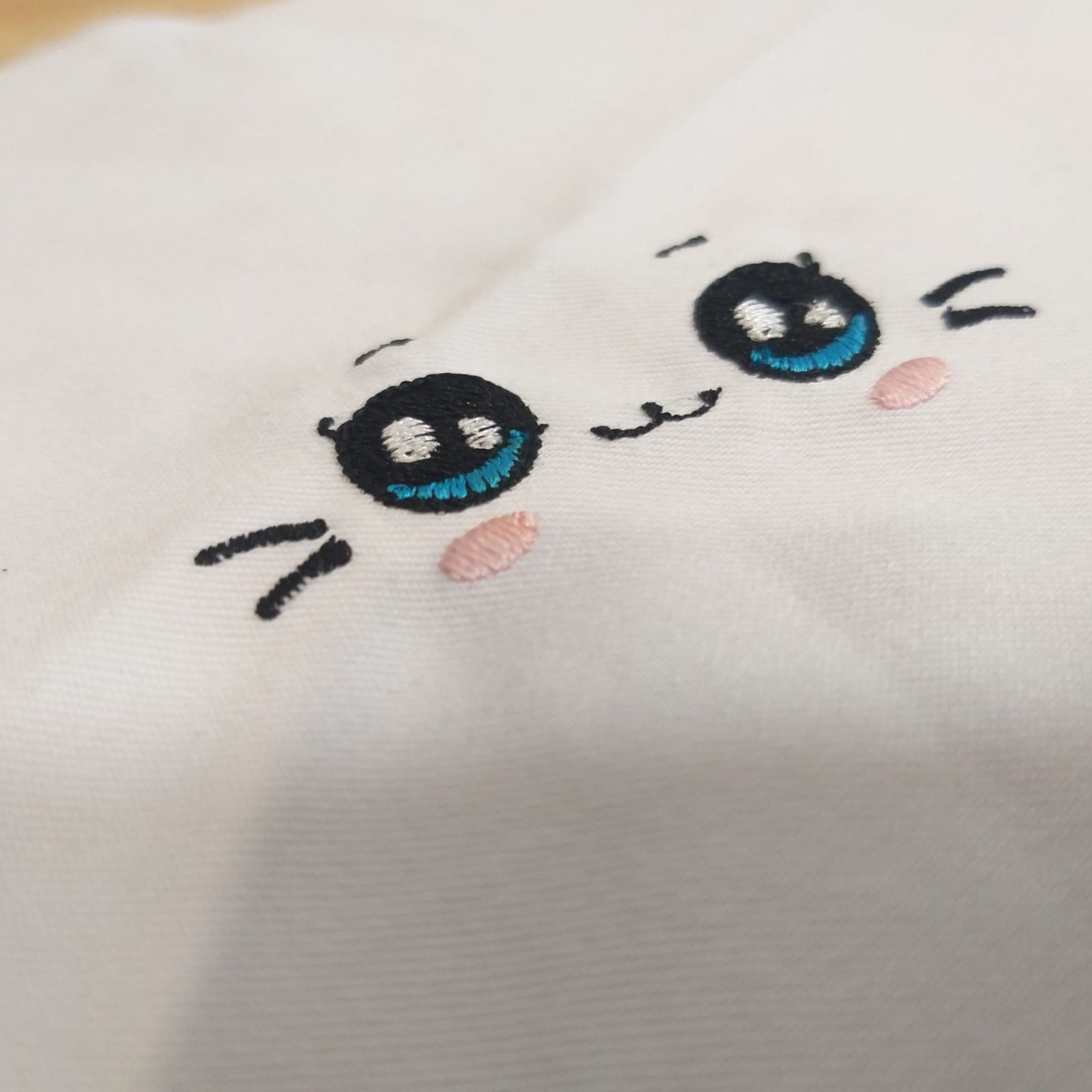 Cute Cat Doll Eyes - Embroidery Design
