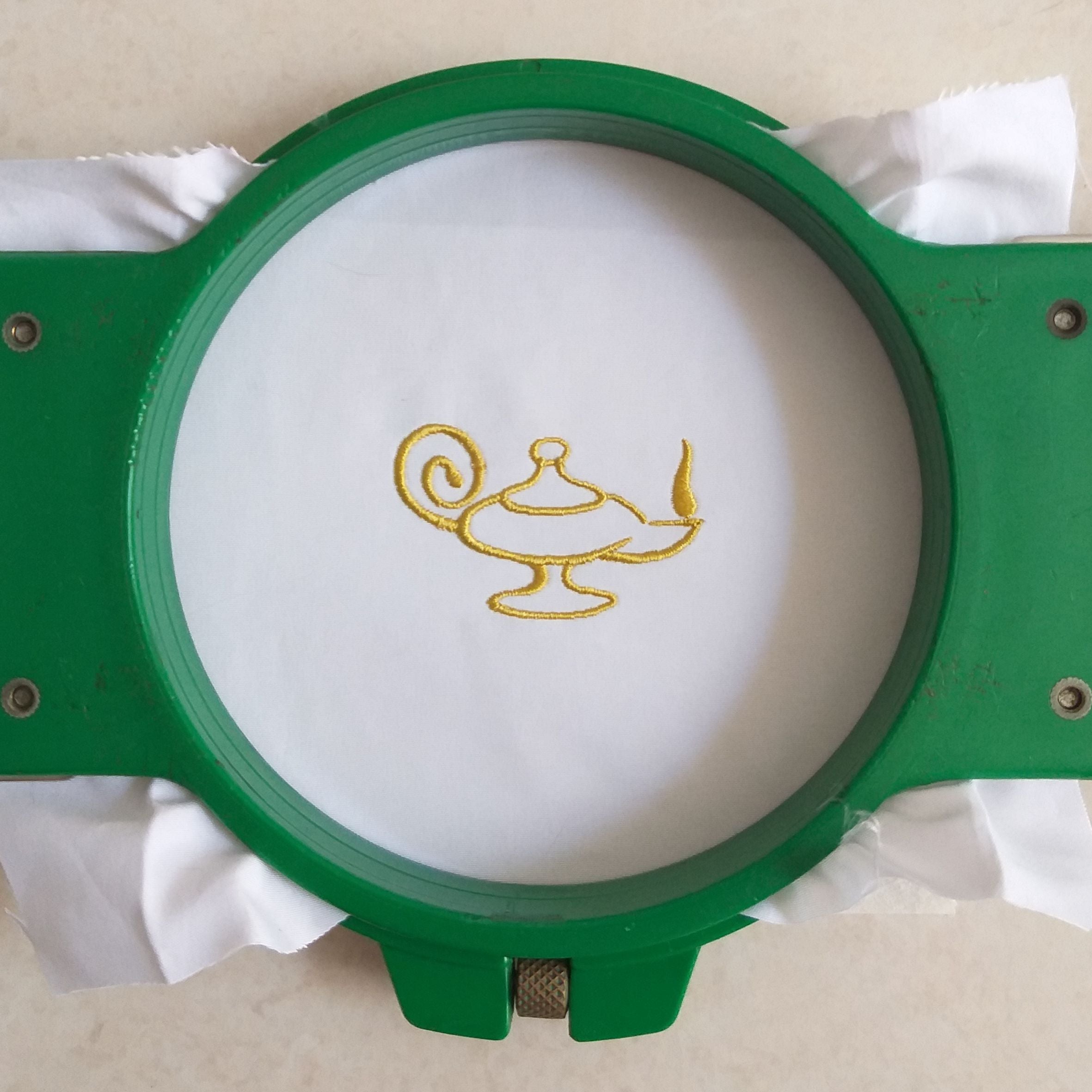 Lámpara de aceite de enfermera - Diseño de bordado