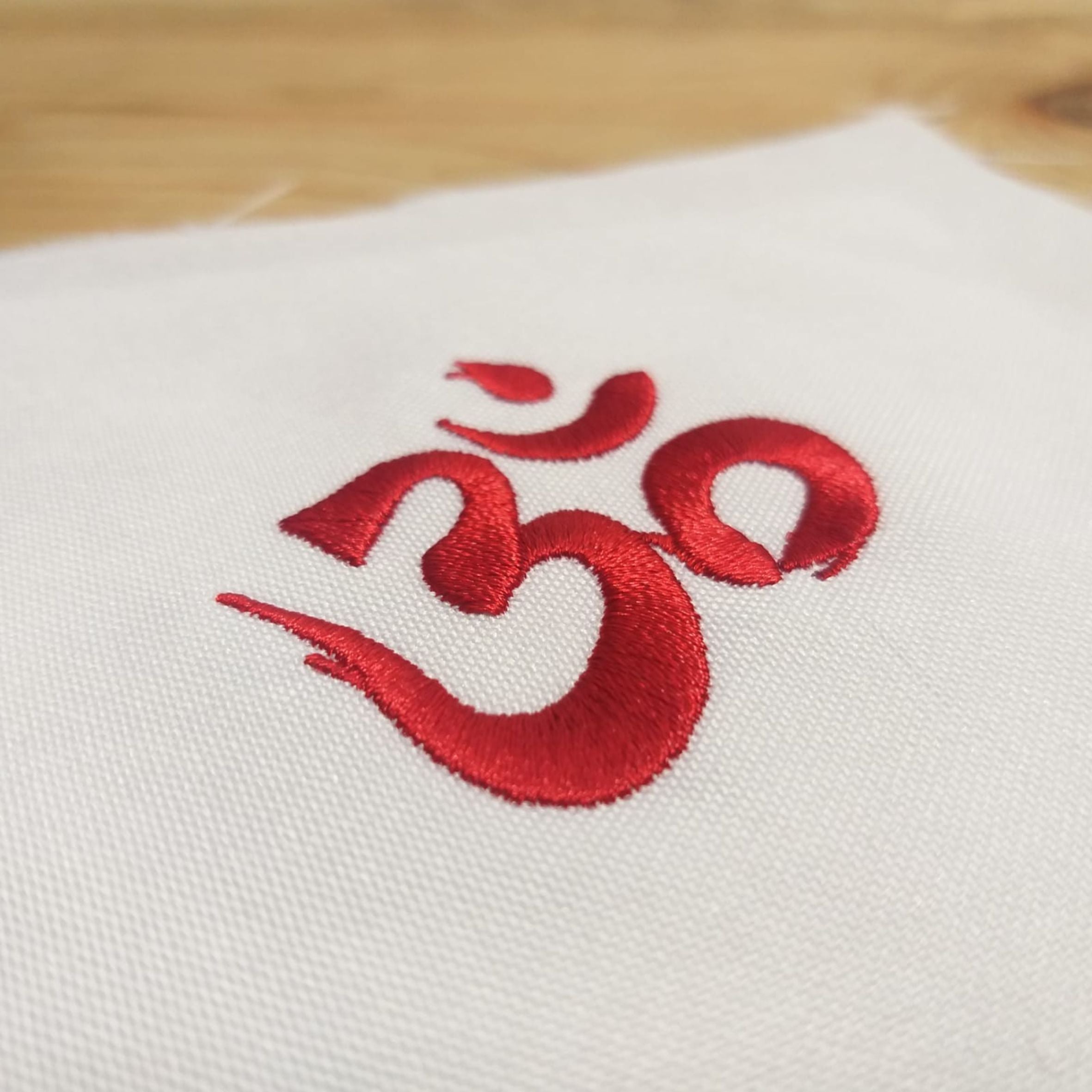Om Symbol - Ohm Aum - Yoga Symbol Machine Embroidery Design
