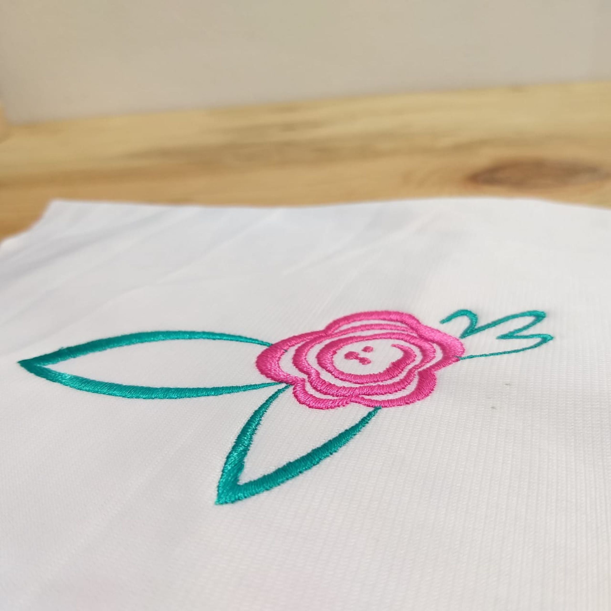 Flor Pensamiento - Diseño de Bordado a Máquina