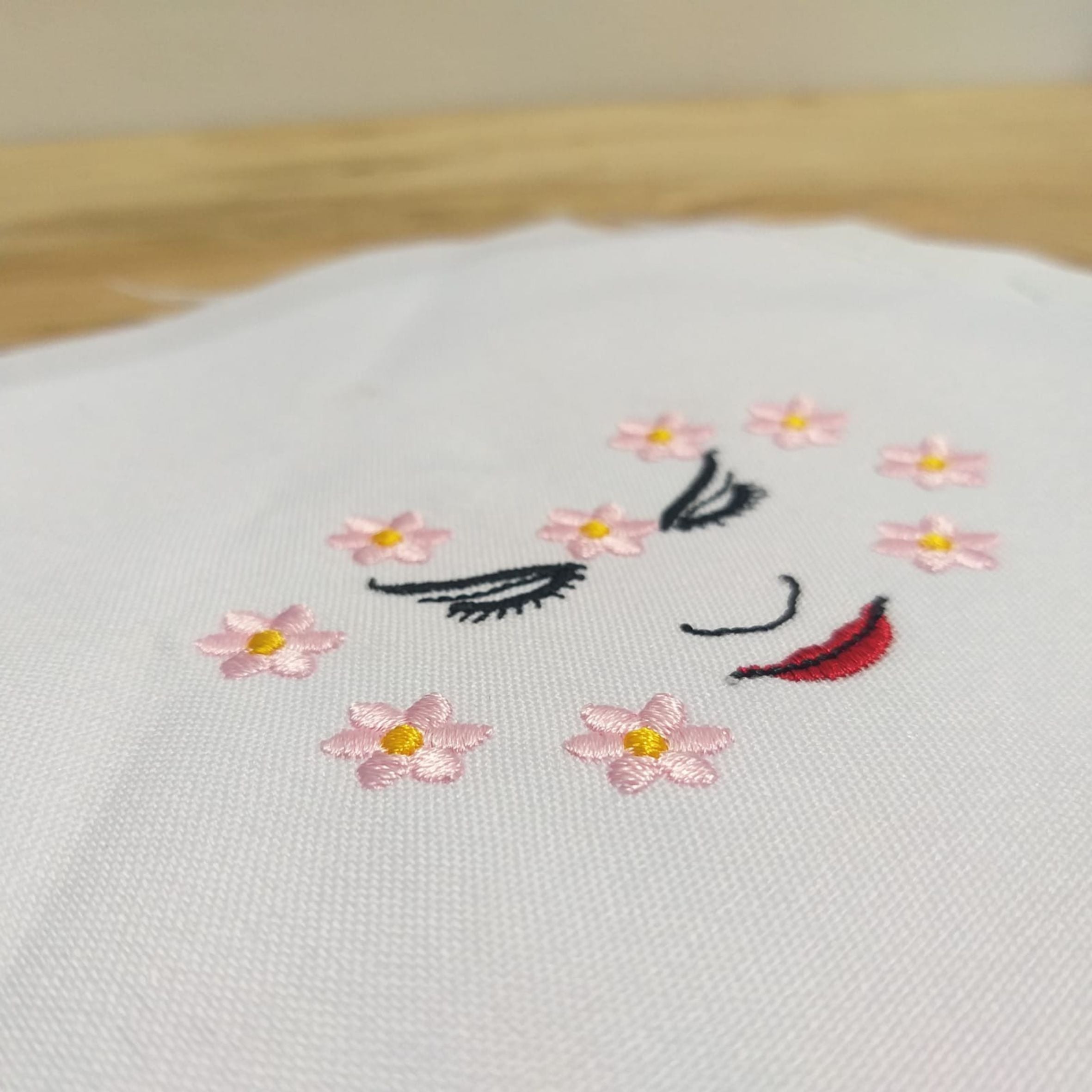 Flor de Malva Rosa - Diseño de Bordado a Máquina