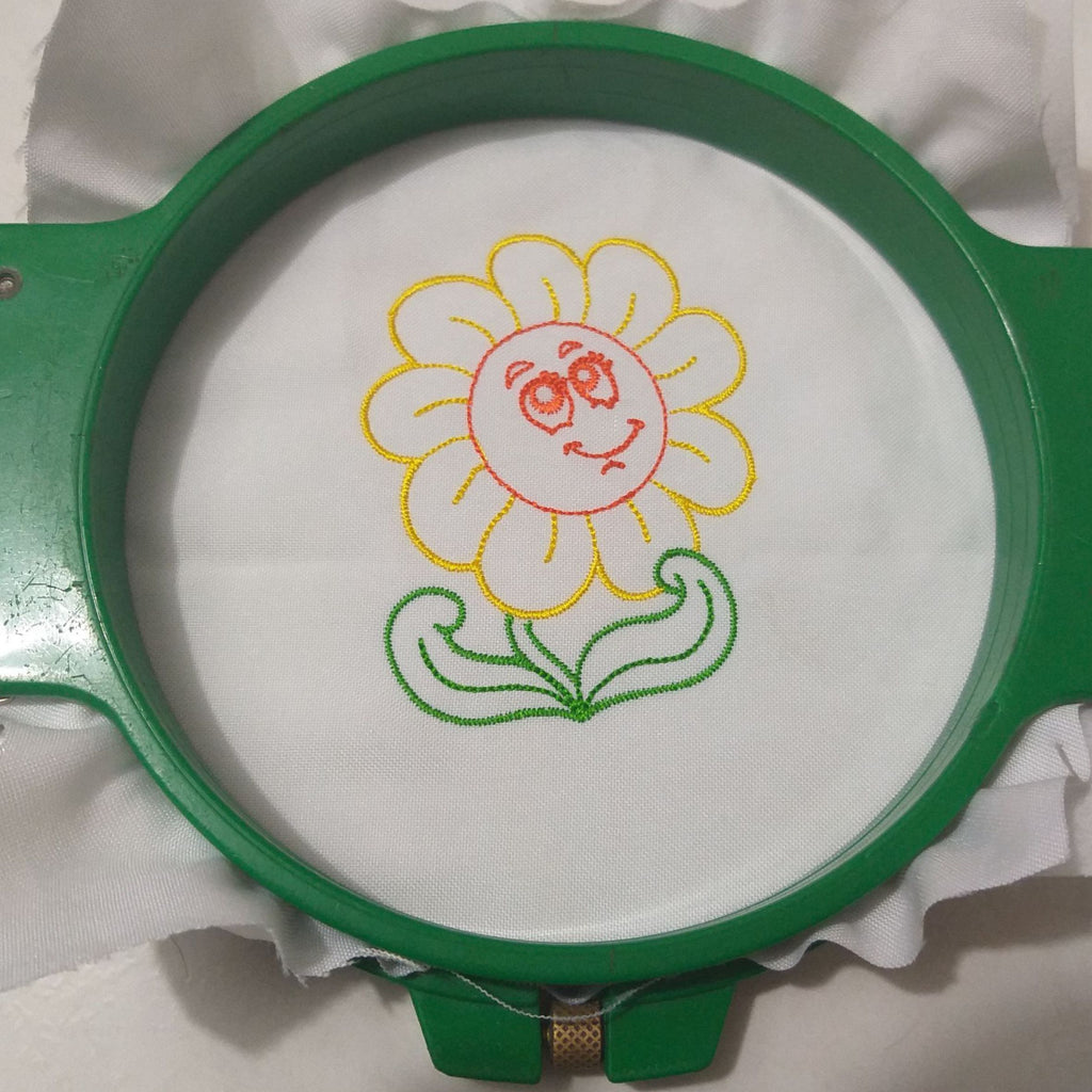 Contorno de Girasol Sonriente - Diseño de Bordado a Máquina