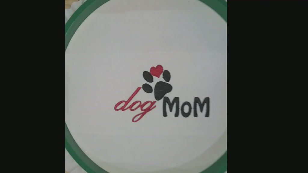 Dog Mom -  Paw - Heart Embroidery Design