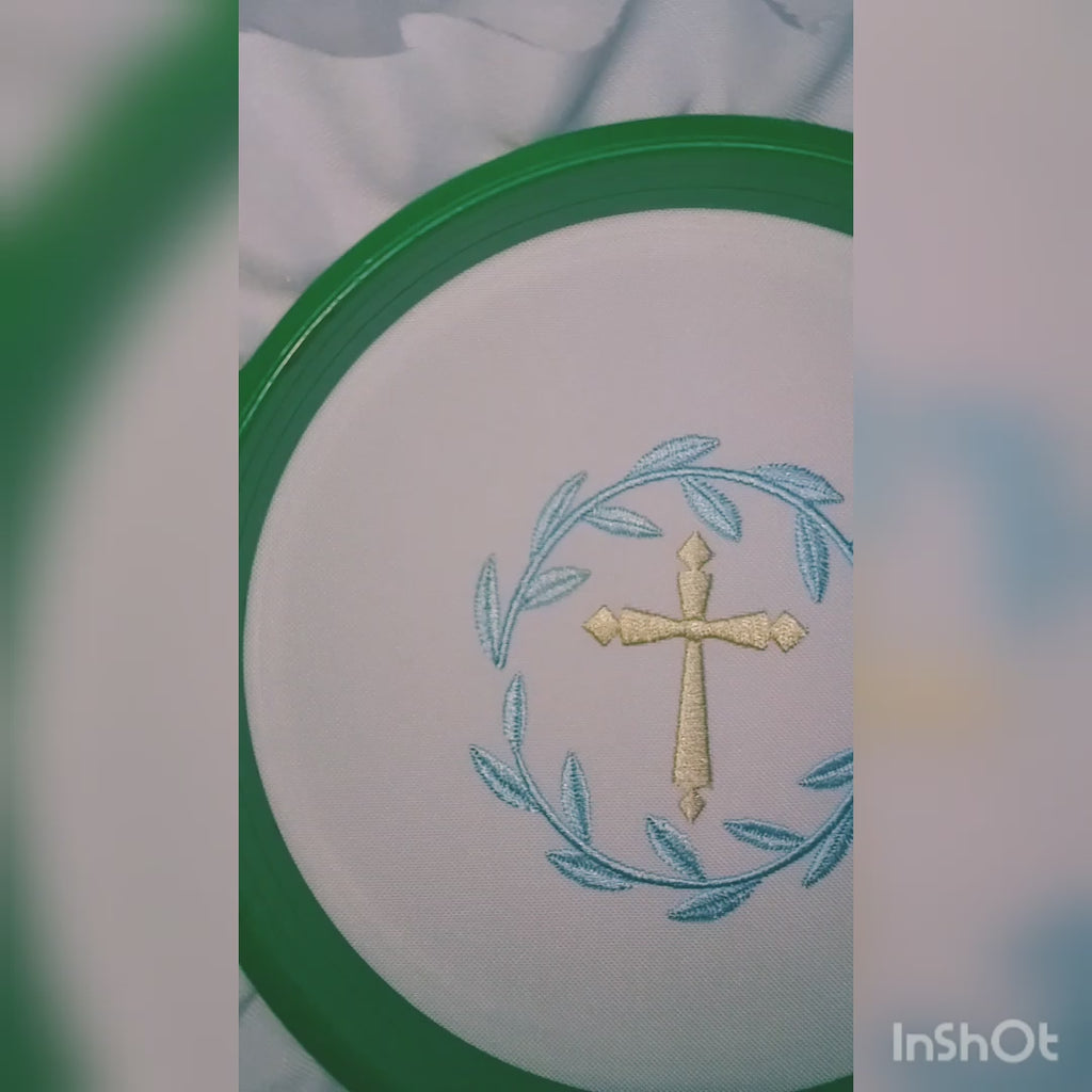 Cross with Wreath - Embroidery Design